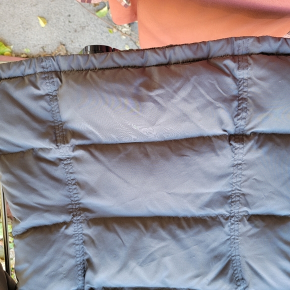 Calvin Klein Women's  grayQuilted Down Jacket Size Medium - Picture 12 of 13